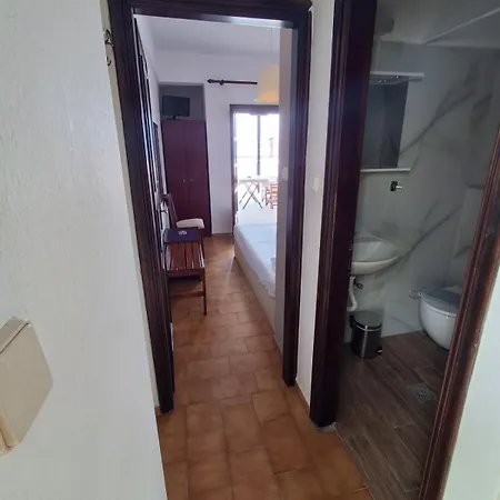 Elena's House Aparthotel *