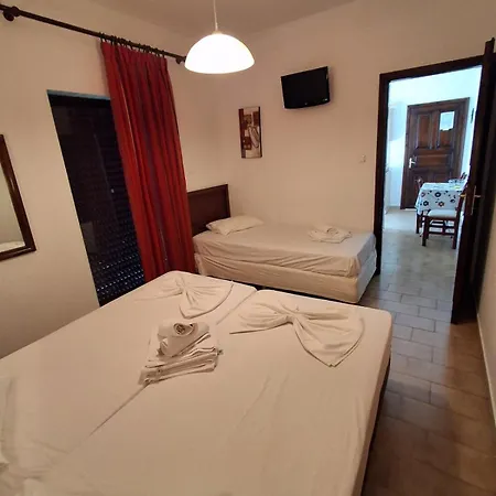 Elena's House Aparthotel Neos Marmaras